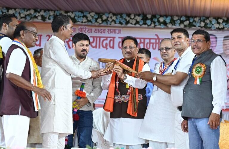 CM साय ने झेरिया यादव समाज को दी बड़ी सौगात, रायपुर में सामाजिक भवन के लिए 15 लाख की घोषणा