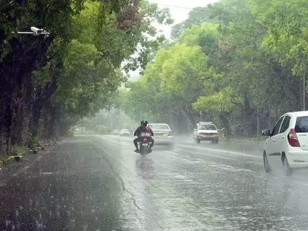 अगले 7 दिन संभलकर! छत्तीसगढ़ में बारिश-आंधी और बिजली गिरने की चेतावनी