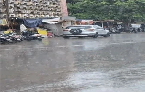 CG Weather Update: छत्तीसगढ़ में फिर सक्रिय हुआ मानसून, 4 दिन बारिश के आसार; कई जिलों में बिजली गिरने का अलर्ट