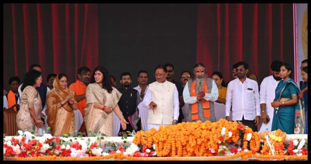 मुख्यमंत्री साय ने जारी की महतारी वंदन की 31वीं किस्त, महिलाओं के खातों में ट्रांसफर हुए ₹631 करोड़