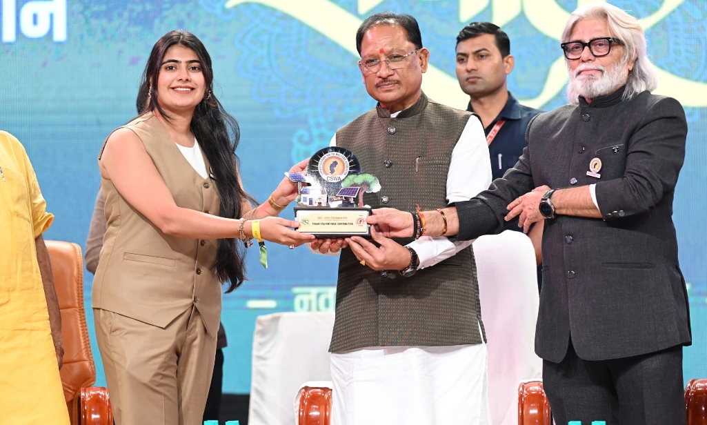 CG Solar Energy: छत्तीसगढ़ बनेगा सौर ऊर्जा में देश का अग्रणी राज्य, मार्च 2027 तक 5 लाख घरों में लगेंगे सोलर पैनल