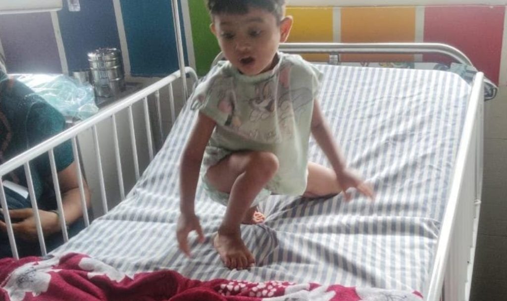 CG News: आंगनबाड़ी में जांच से शुरू हुआ इलाज, चिरायु योजना से भाव्यांश को मिली राहत