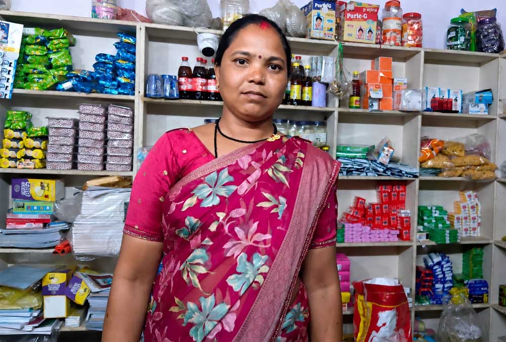 महिला स्वसहायता समूह ने दिखाई स्वरोजगार की राह, सीता मरावी की आय पहुंची 2.5 लाख