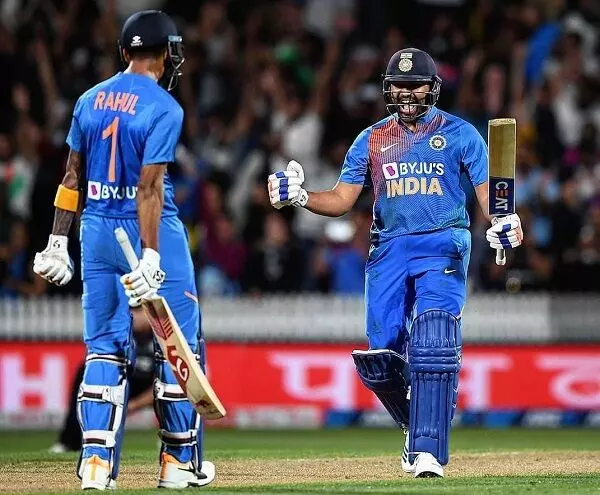 IND vs WI 3rd ODI: केएल राहुल का धमाका, भारत ने वेस्टइंडीज को दिया 352 रन का लक्ष्य