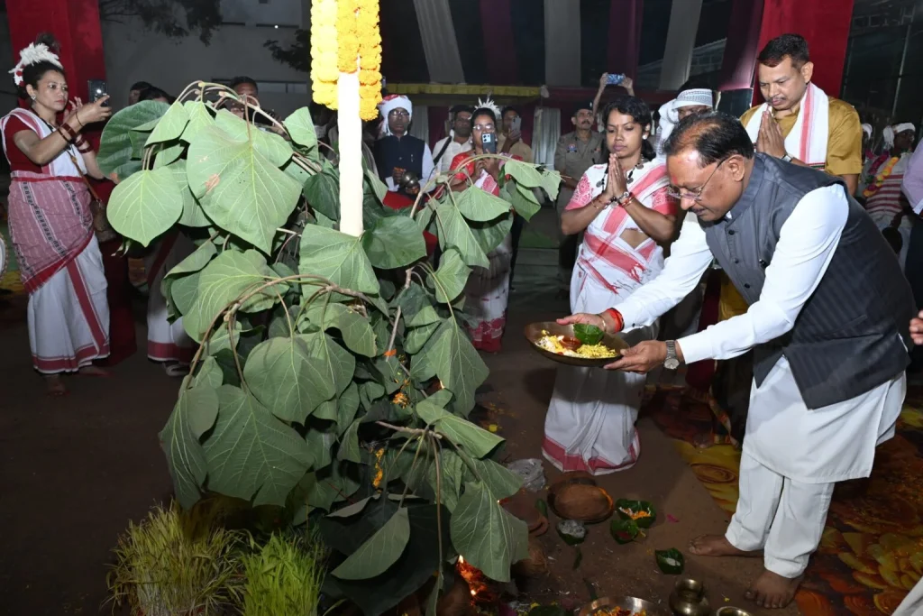 CM विष्णु देव साय ने करम पूजा परब 2026 में की शिरकत, गनोद में उरांव समाज के सामुदायिक भवन के लिए ₹50 लाख की घोषणा