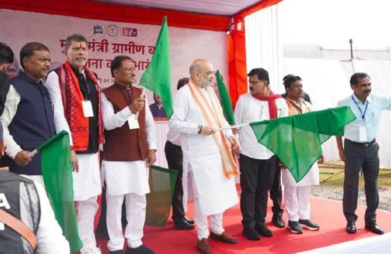 मुख्यमंत्री ग्रामीण बस योजना: बस्तर-सरगुजा के 850 गांवों तक पहुंची बस सेवा, 13 जिलों में 107 बसें